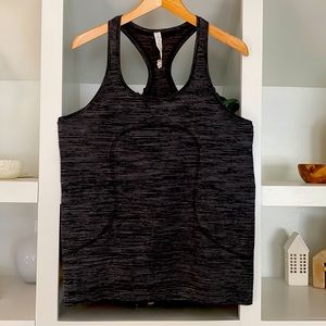 Lululemon Peloton swiftly tech tank